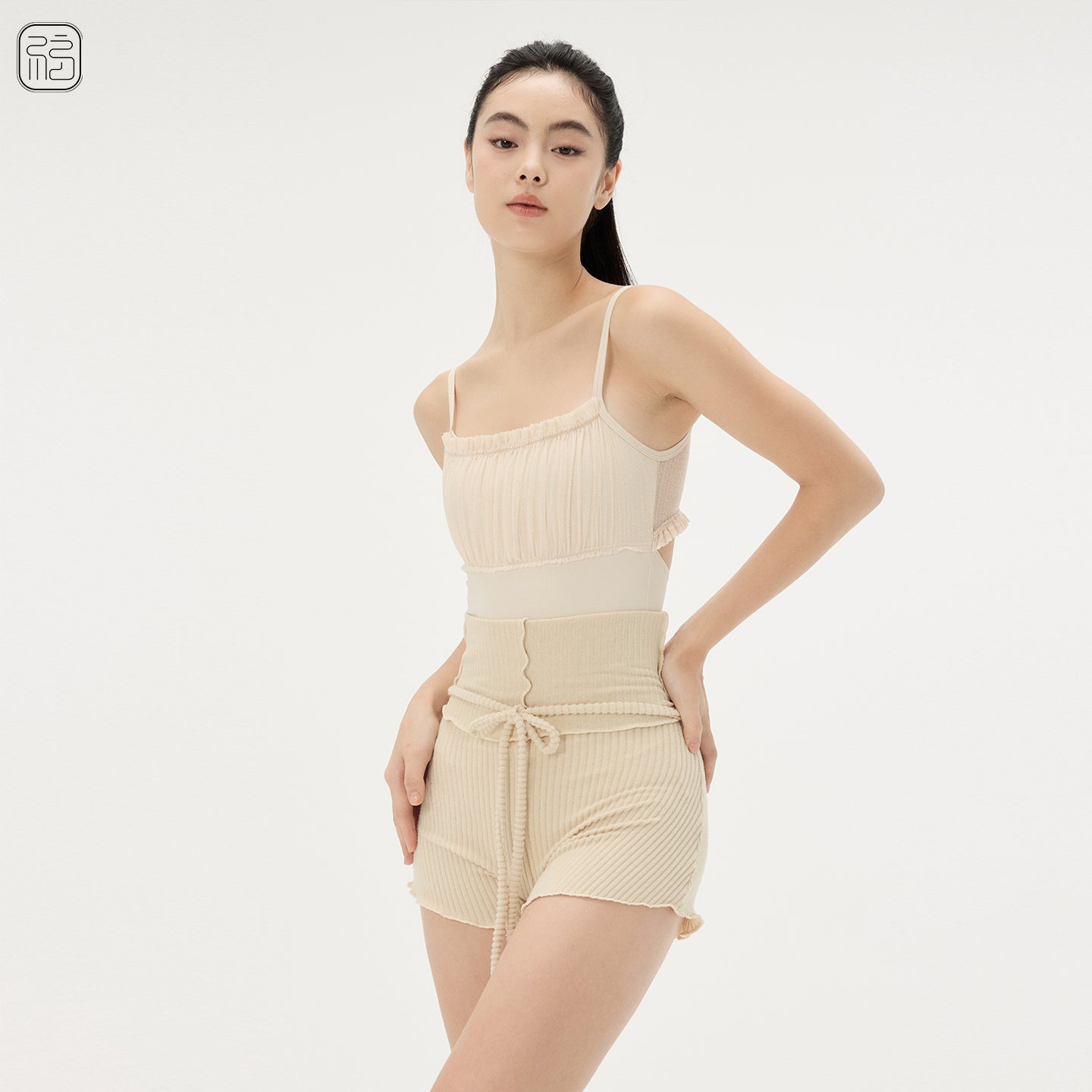 ‘ The Warm ' light weight shorts with extended waist line
