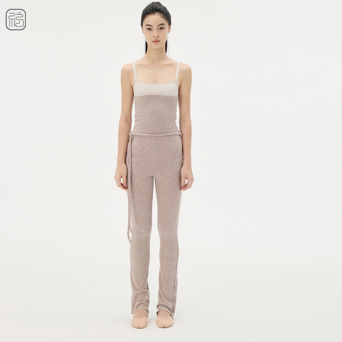 ‘ The Warm ' light weight pants with extended waist line