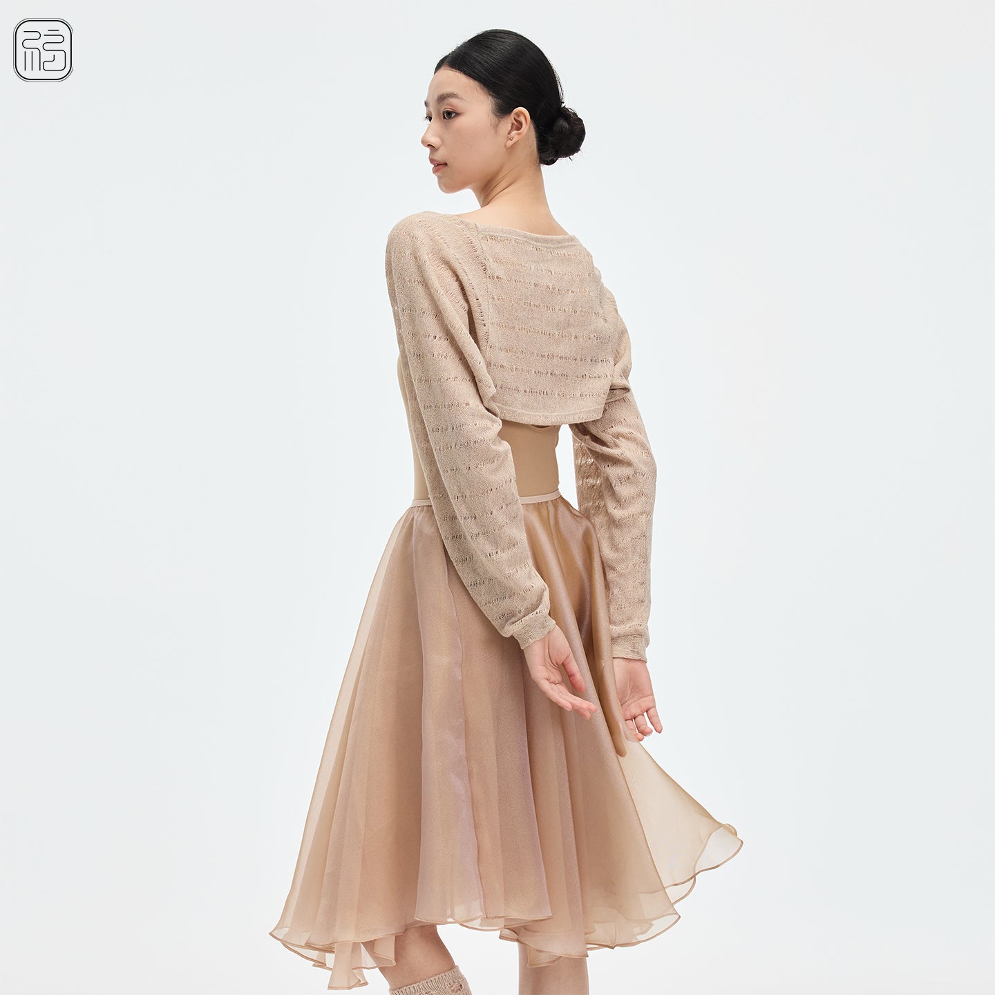 ' The Wasteland '  loose ballet shrug