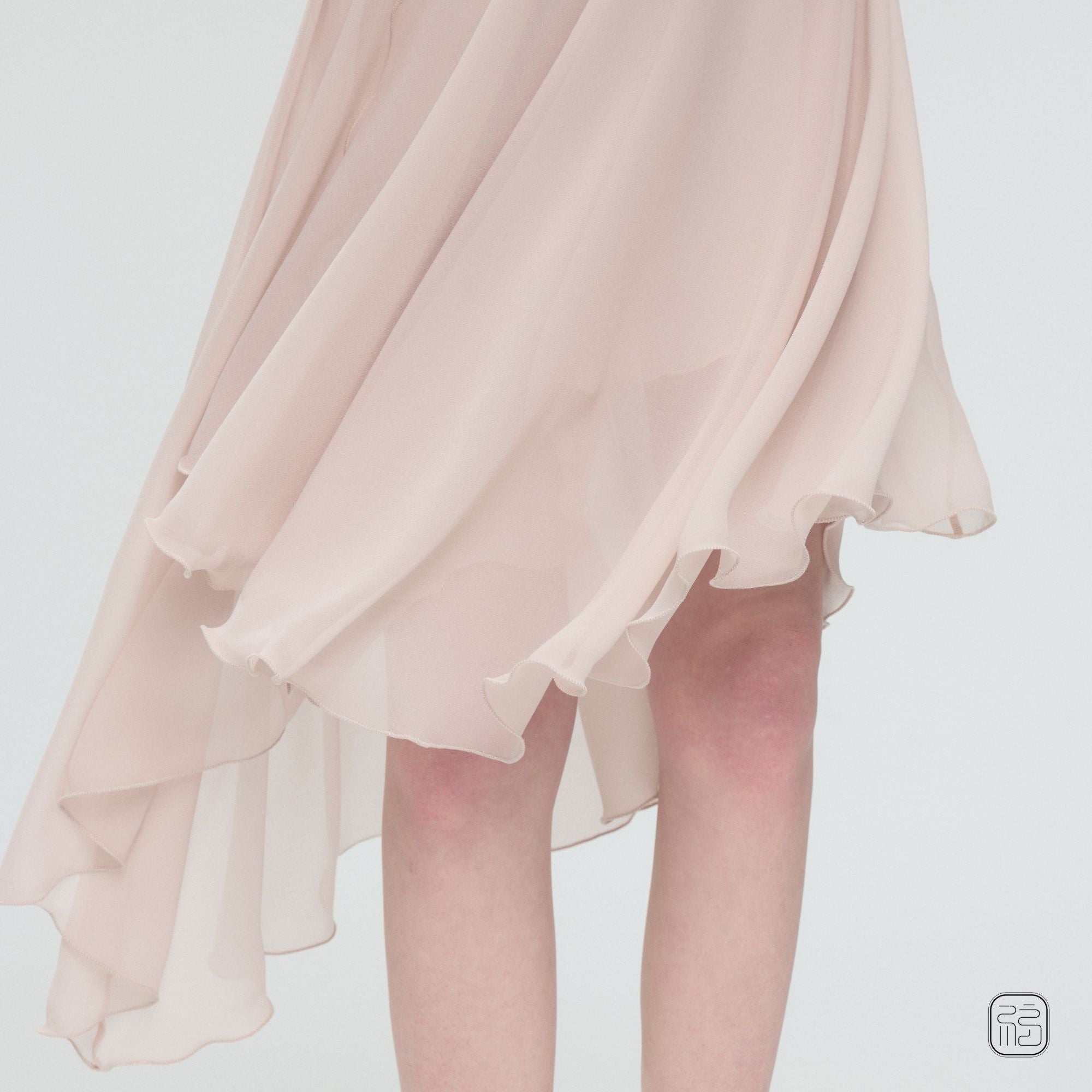 ‘ The Asymmetrical ’  Soft-Tone Chiffon Skirt